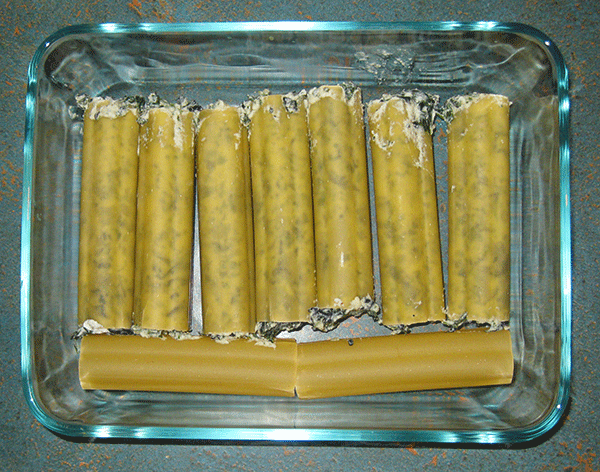 Filled cannelloni
